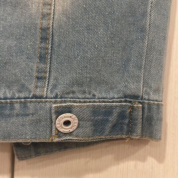 Pearls Jean vest  - Picture 14 of 14